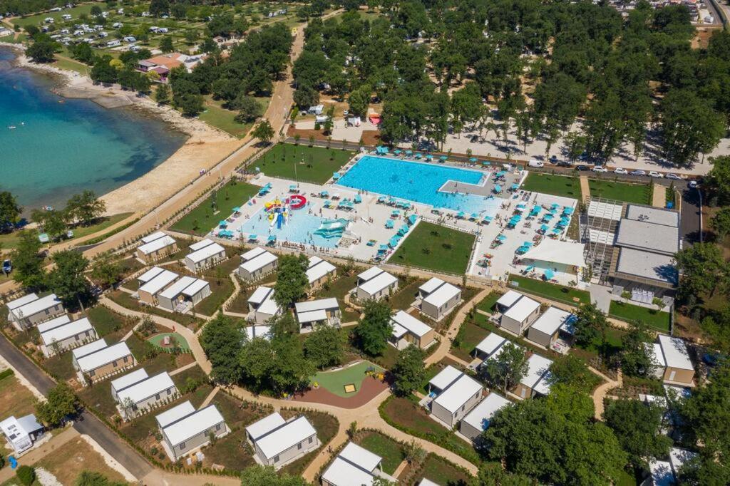 Panorama Mobile Homes In Camping Park Umag Eksteriør bilde