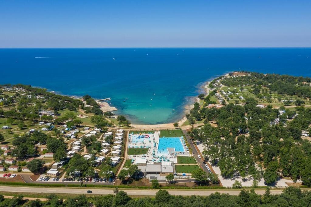 Panorama Mobile Homes In Camping Park Umag Eksteriør bilde